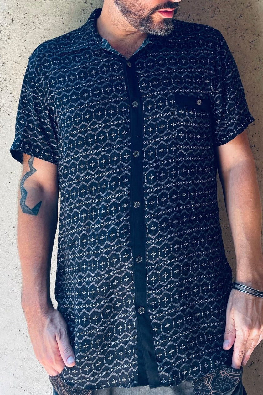 HYPER TRIBAL Button Short Sleeve Shirt
