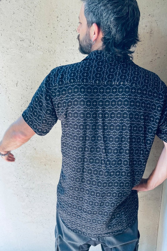 TRIBAL Unisex Button Short Sleeve Shirt