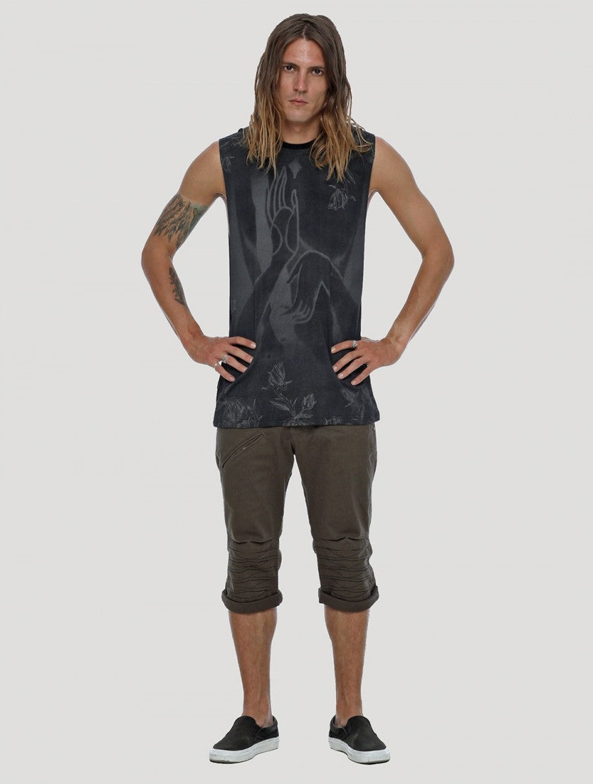 MUDRA Sleeveless Tee In Black
