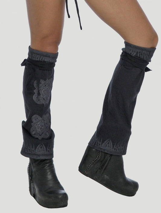 JAYA Legwarmers In Black