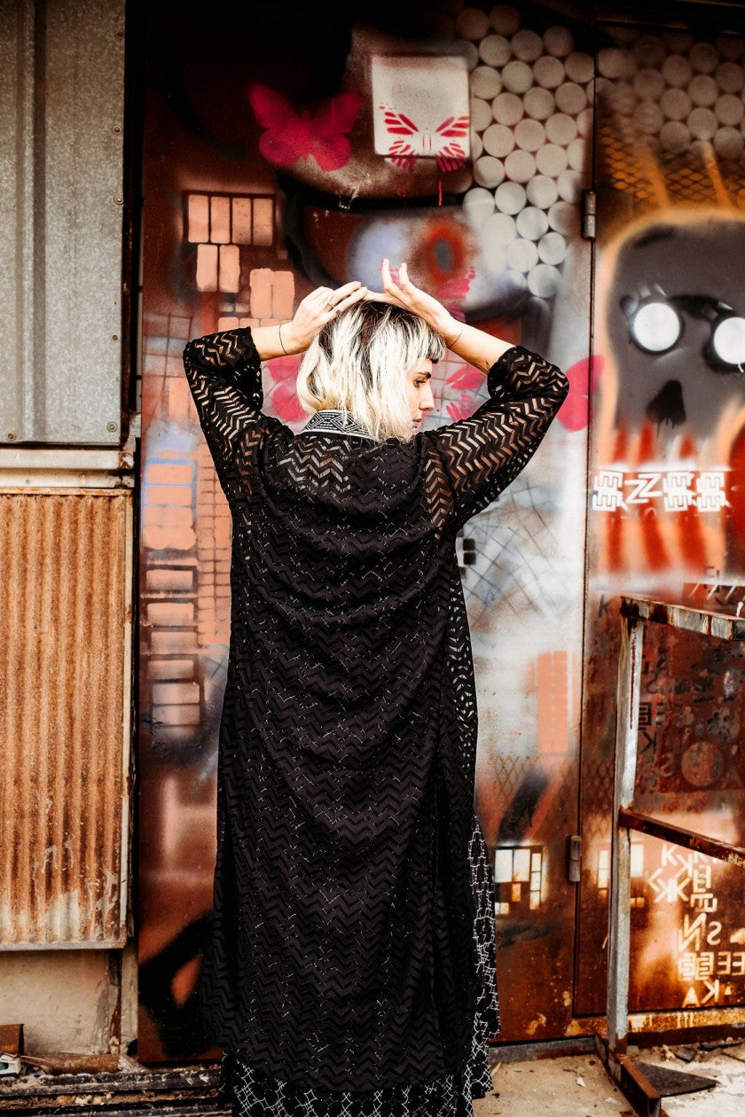 URBAN KIMONO BLACK