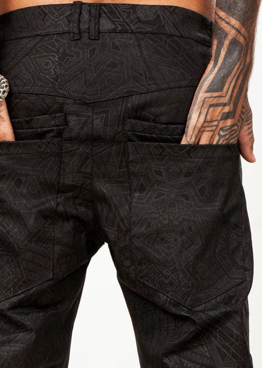 ALKALO Shorts In Black