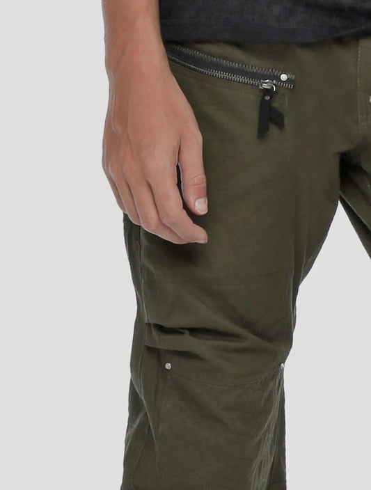 MAGNUS Pants In Olive