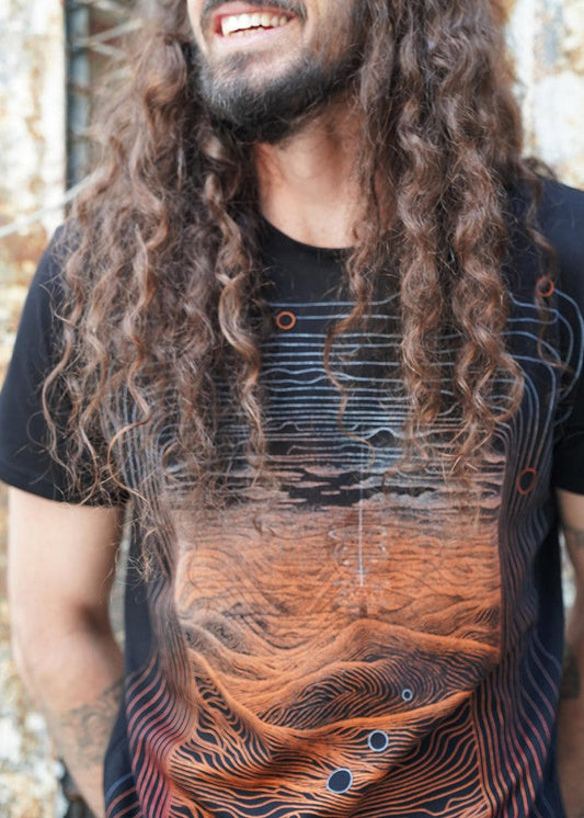 MOUNTAINS T-Shirt In Black