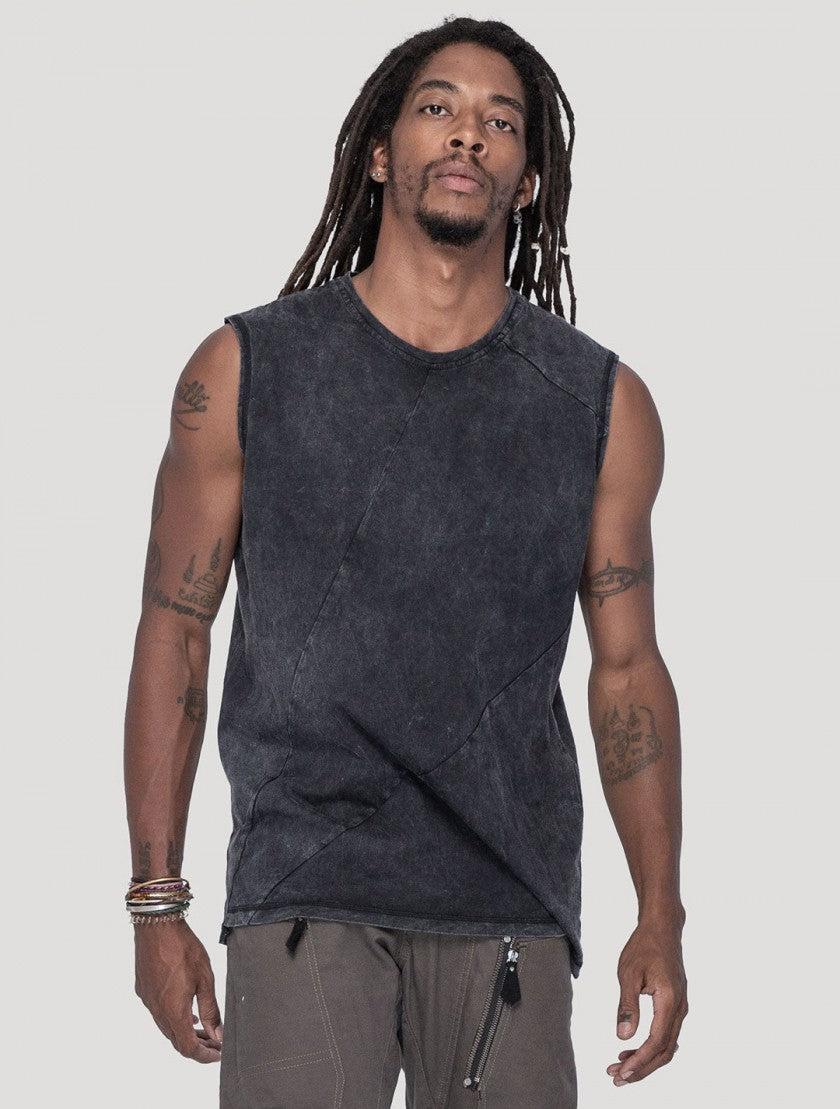 FASTBACK Sleeveless Tee In Washed Black
