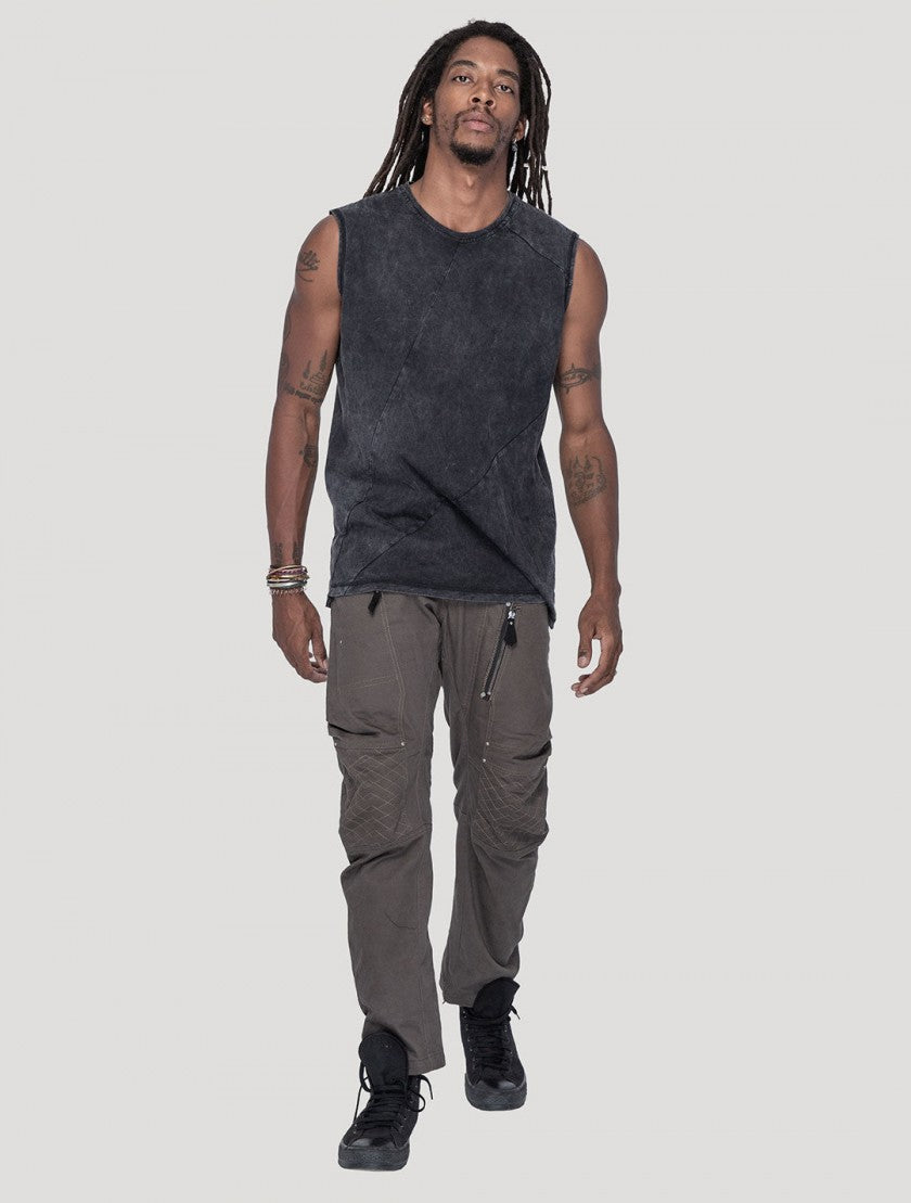 FASTBACK Sleeveless Tee In Washed Black