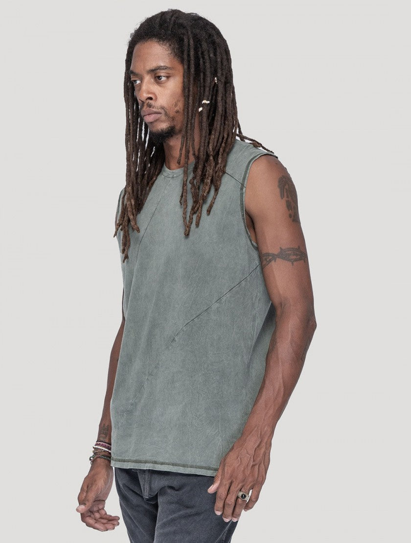 FASTBACK Sleeveless Tee In Washed Green