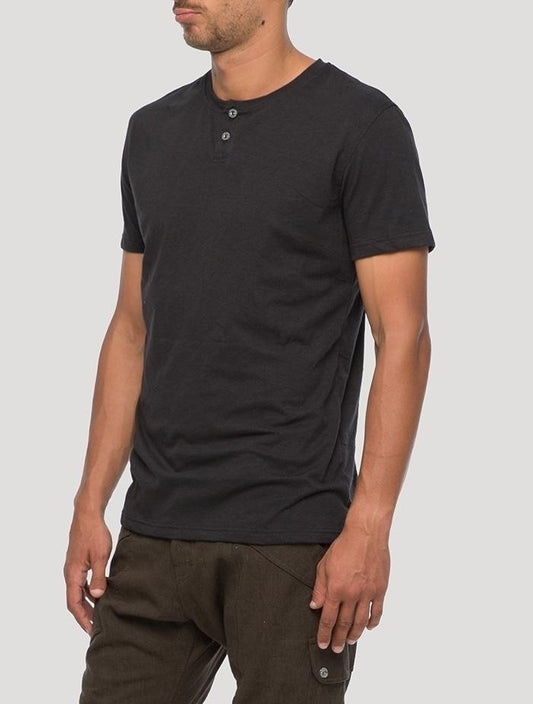 YANG T-Shirt In Black