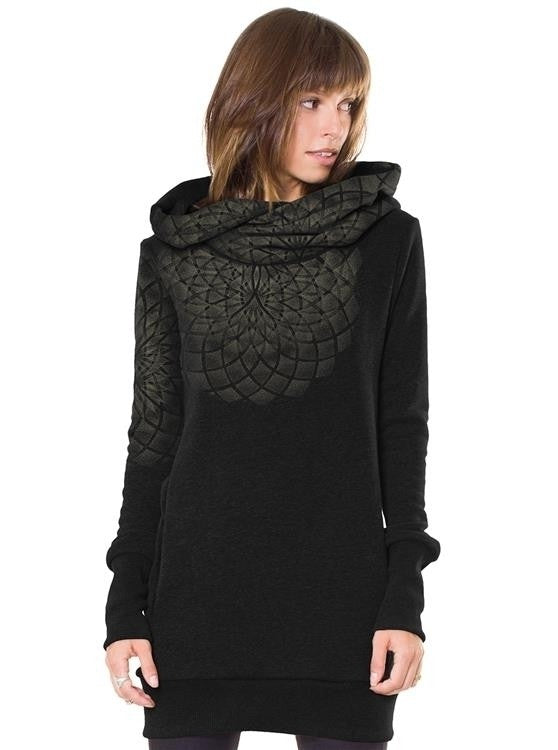 LOTUS Hood Sweat In Black