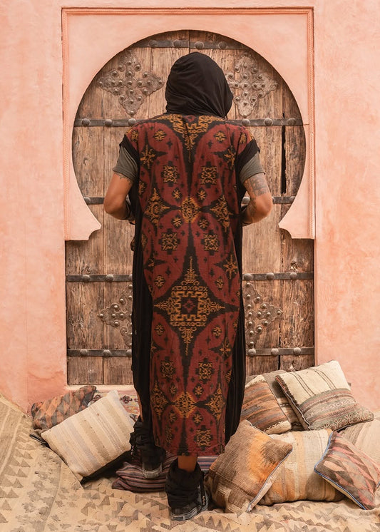 IMMA Unisex Hooded Kaftan In Black / Red