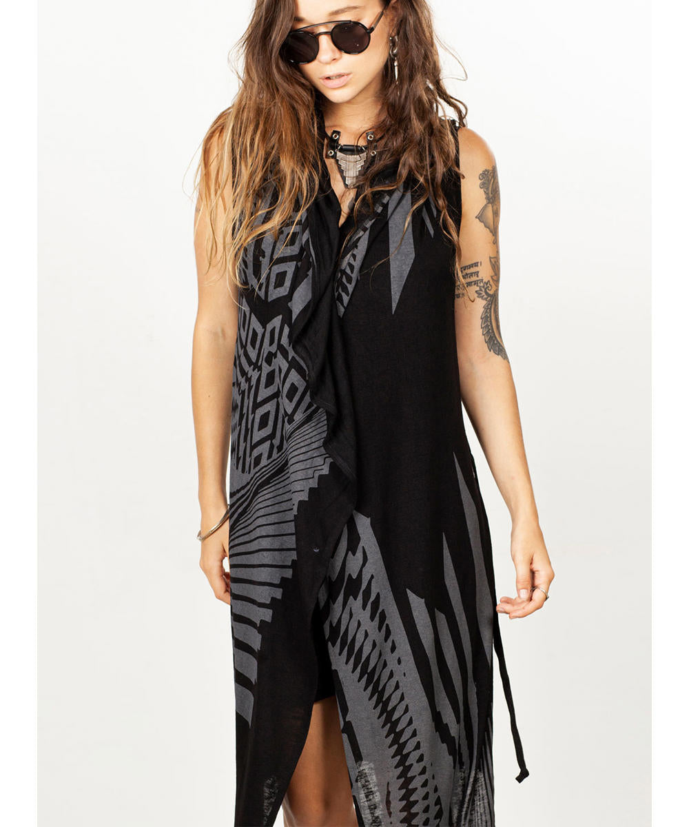 UNISEX ATAR Kimono Vest In Black