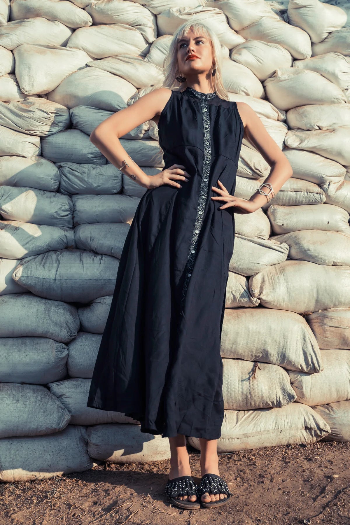 JULIETA Maxi Dress In Black