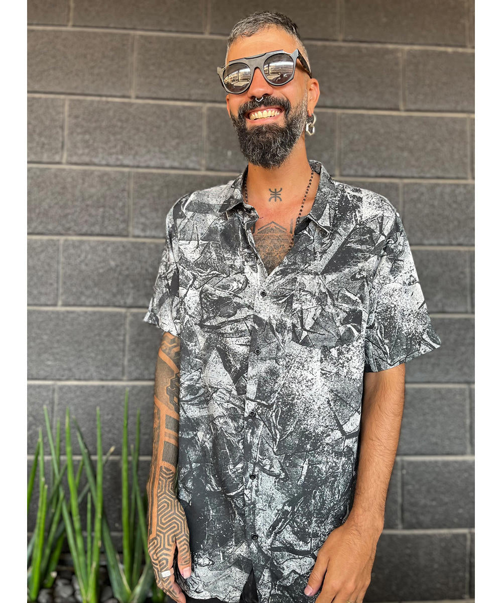 SHATTER Short Sleeve Botton Shirt In Black & White