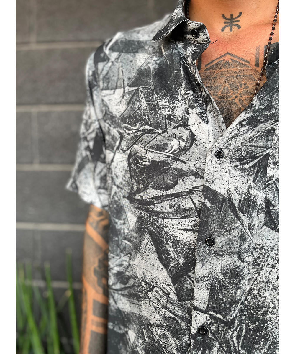 SHATTER Short Sleeve Botton Shirt In Black & White