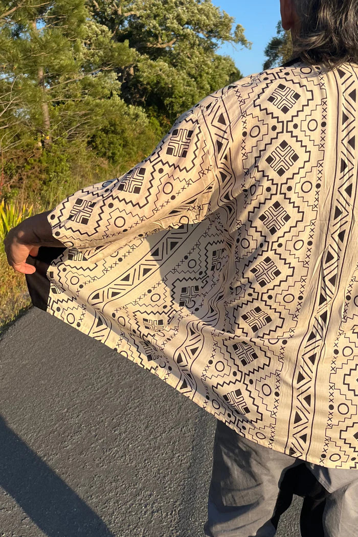 BW Print Short Kimono