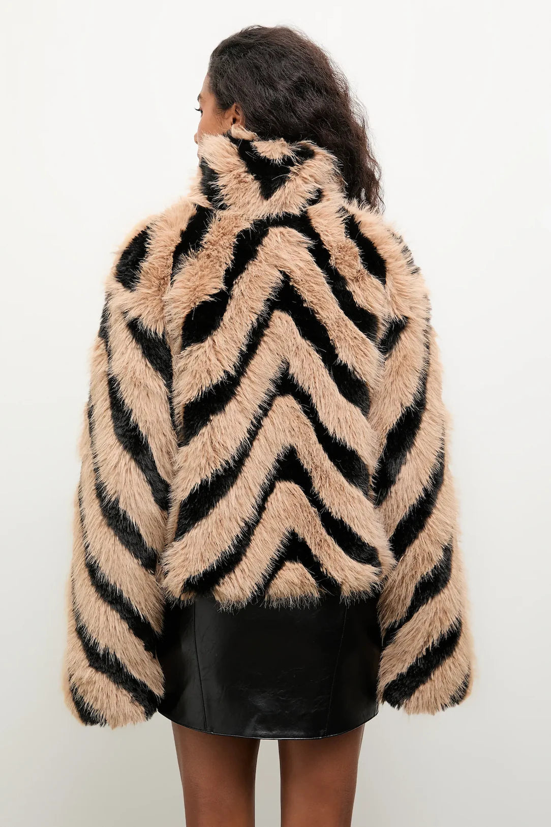 FEATHER TOUCH Faux Down Jacket