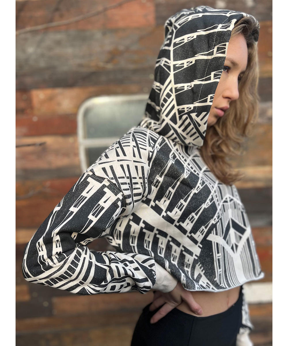 METROPOLIS Crop Top In Off-White