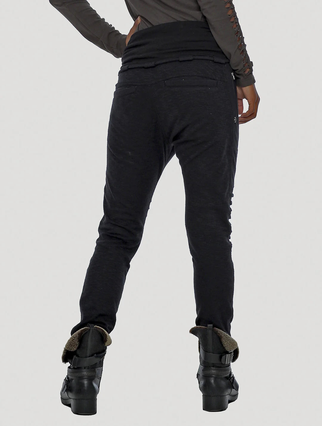 Yugo Pants In Black