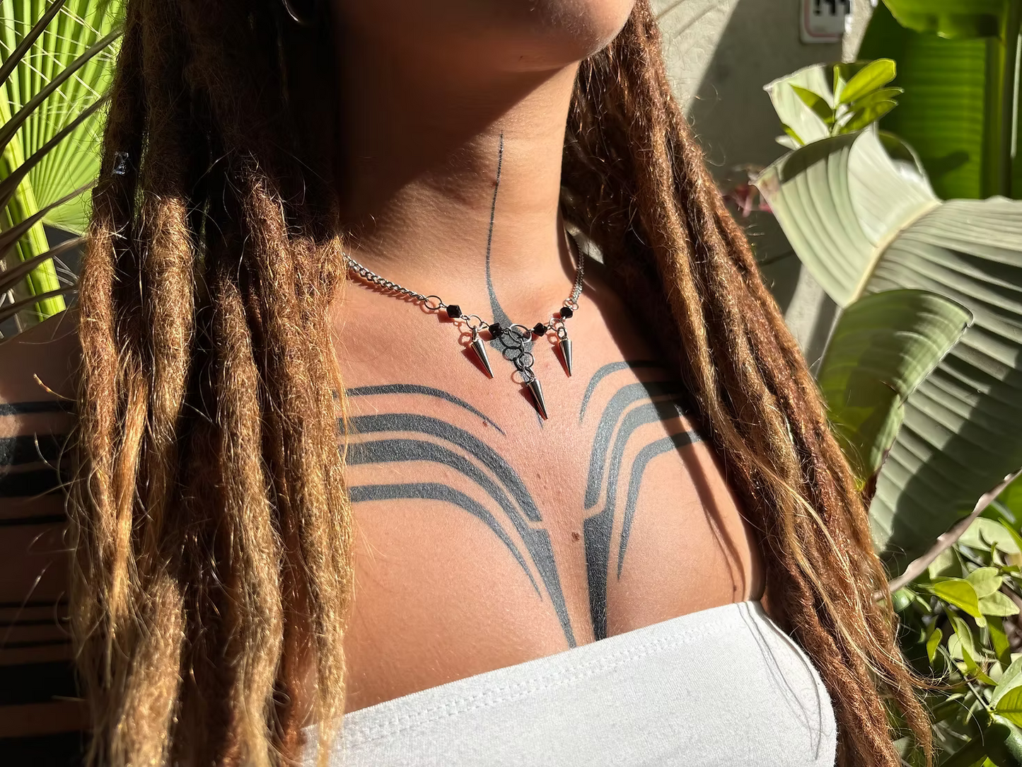 Dark Shine Necklace