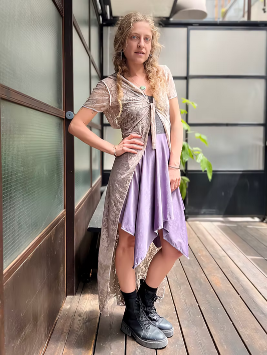 VENUS Beige Leaf Lace Short Sleeve Top