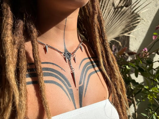 Night Claw Necklace