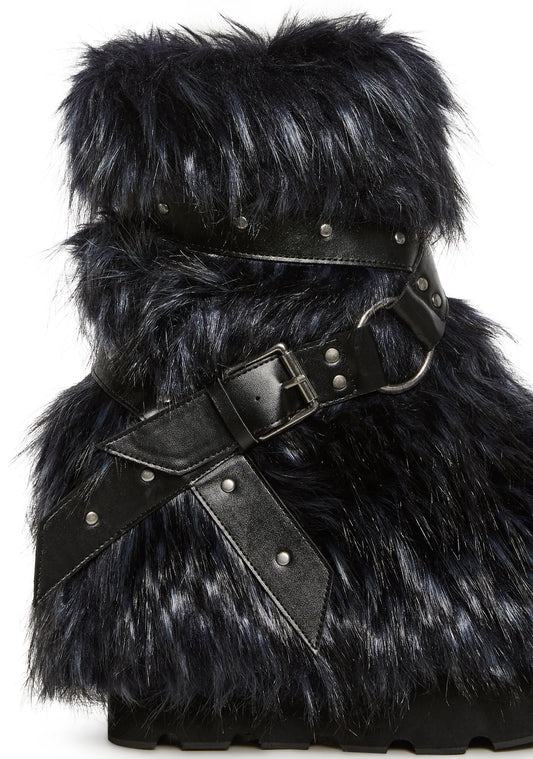Low Faux Fur Buckle Straps Boots - Black