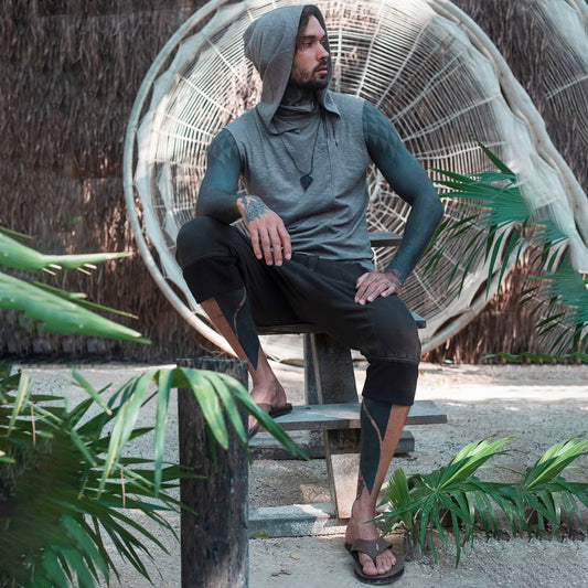 SHEMESH Sleeveless Hooded Tee In Cement