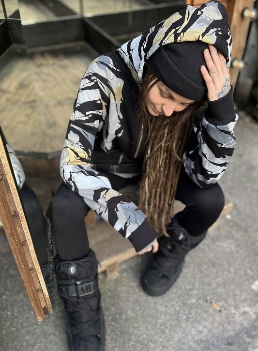 RITUAL SPIRIT Hood In Black