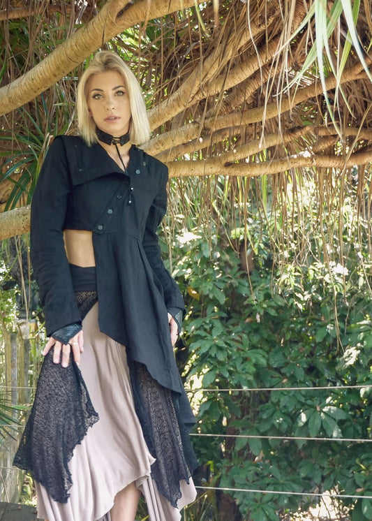 SIDE Hood Jacket In Black