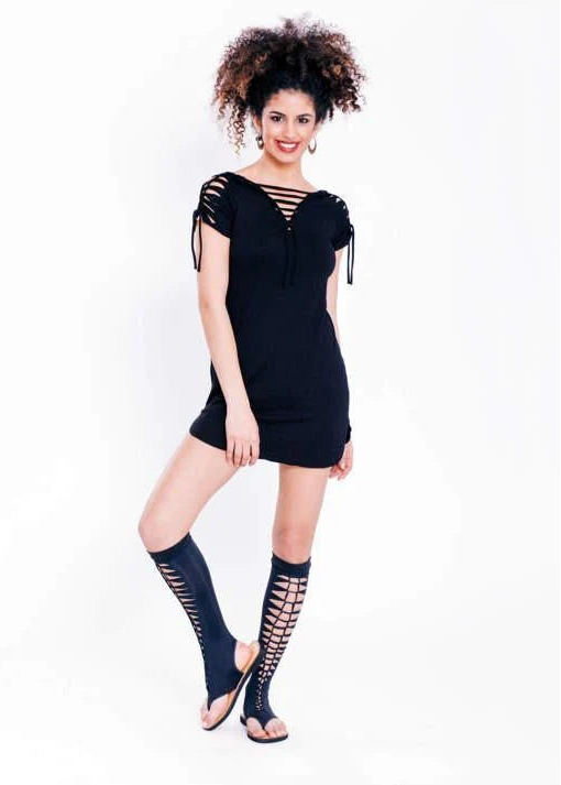Knee High Gladiator Sandals In Black - limited addition