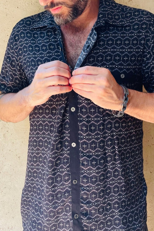 HYPER TRIBAL Button Short Sleeve Shirt