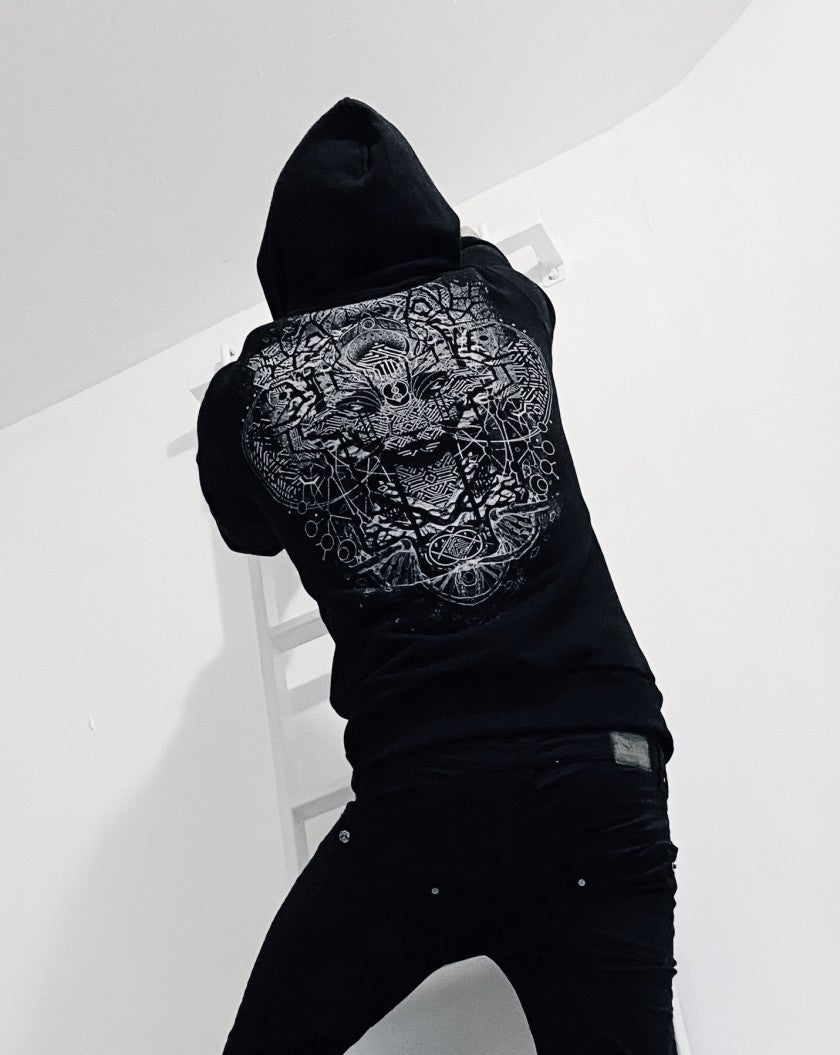 DIGITAL NATURE MAN  Zip Hood In Black