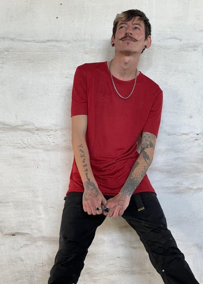 SAKAY T-Shirt In Red