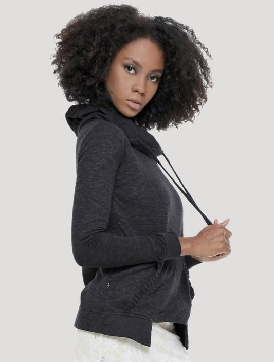 SAMU Turtle Neck Sweater In Black