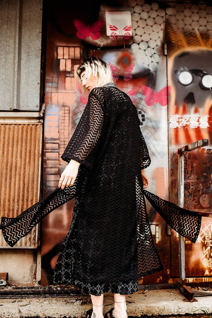 URBAN KIMONO BLACK