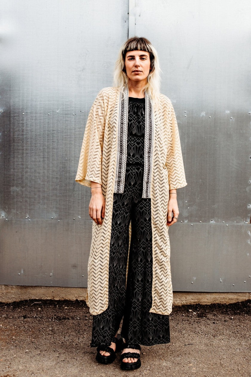 URBAN KIMONO CREAM