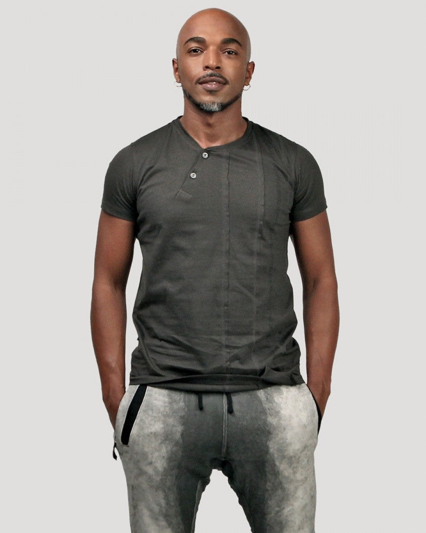 SERIAL T-Shirt In Olive Noir
