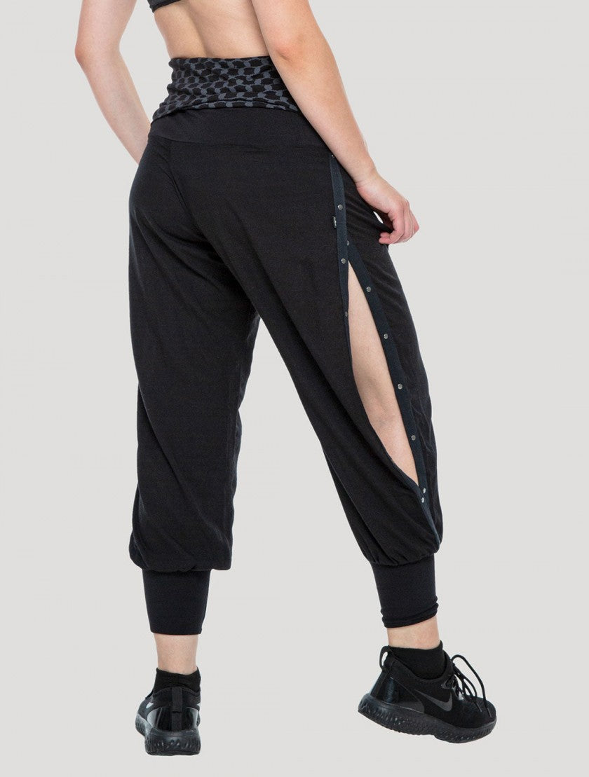 Kafiya Harem Pants In Black