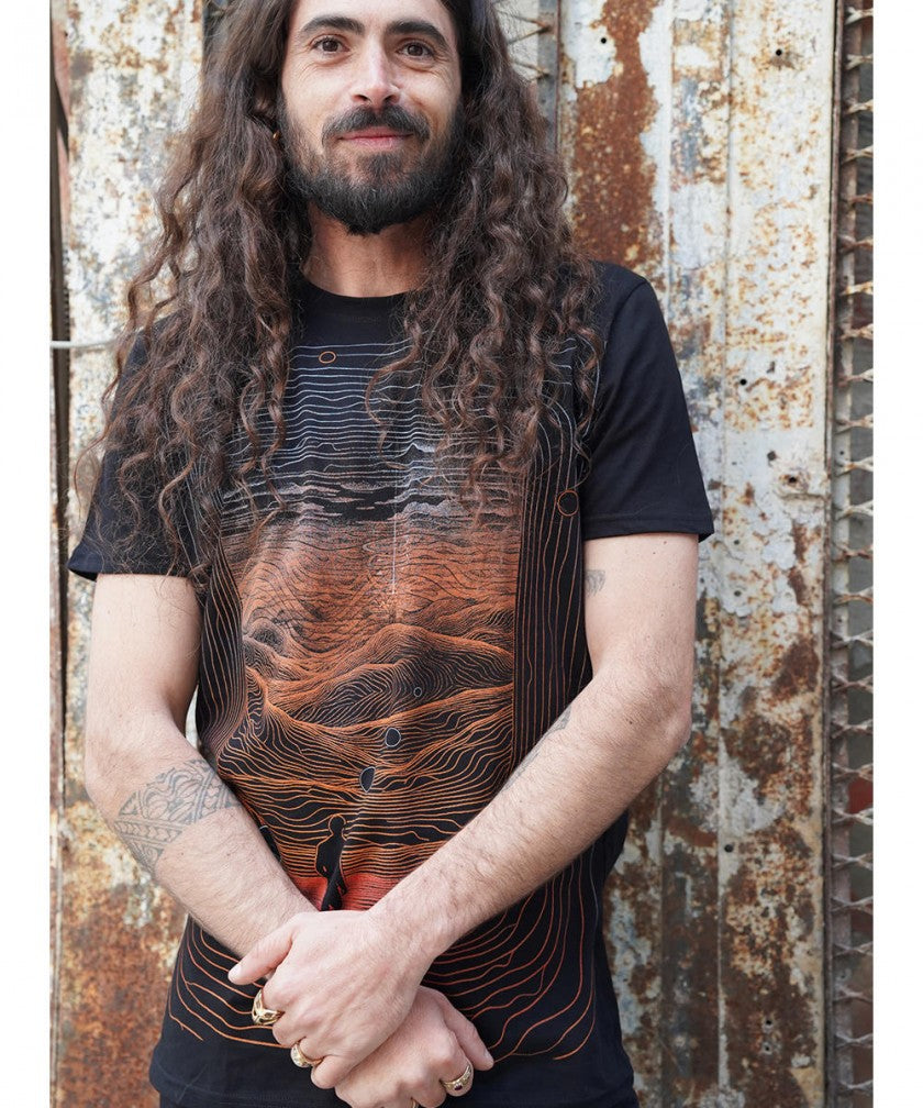 MOUNTAINS T-Shirt In Black