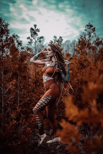 Yoga Side Cutouts Leggings In Brown