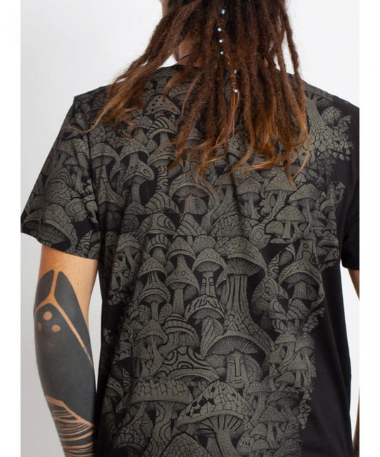 DEEP FOREST  T-Shirt In Black
