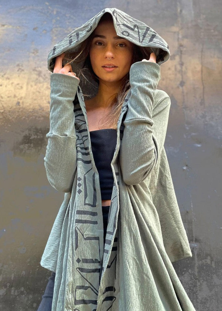 JAKA Cardigan In Olive/Black