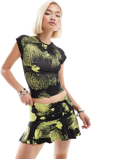 COLLUSION Flippy Micro Mini Skort In Bloom Print