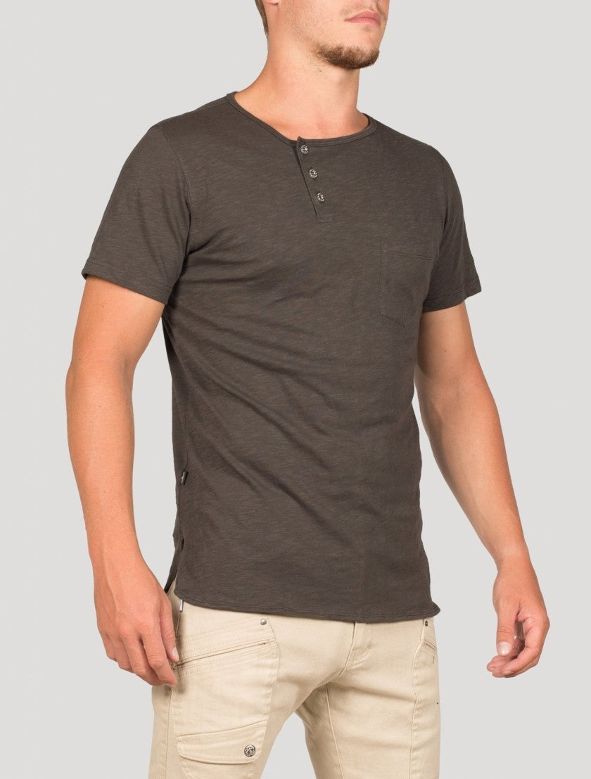 ON TEE T-Shirt In Olive Noir