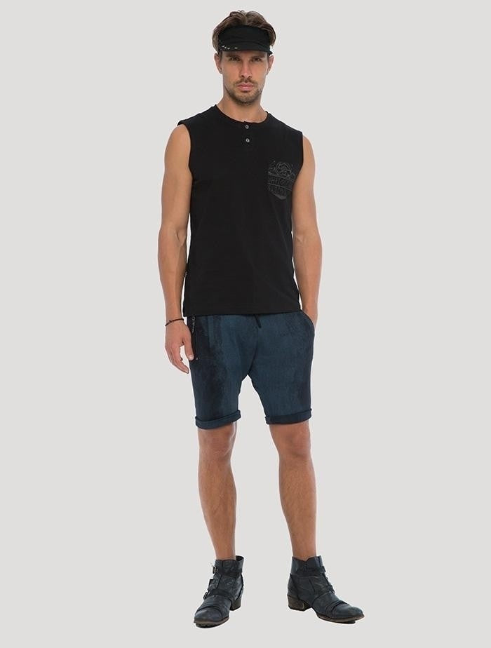 RUNES Sleeveless Tee In Black