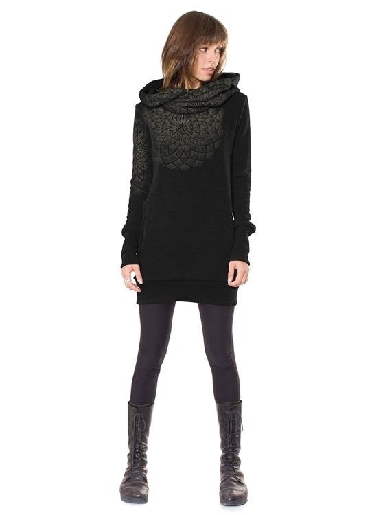 LOTUS Hood Sweat In Black