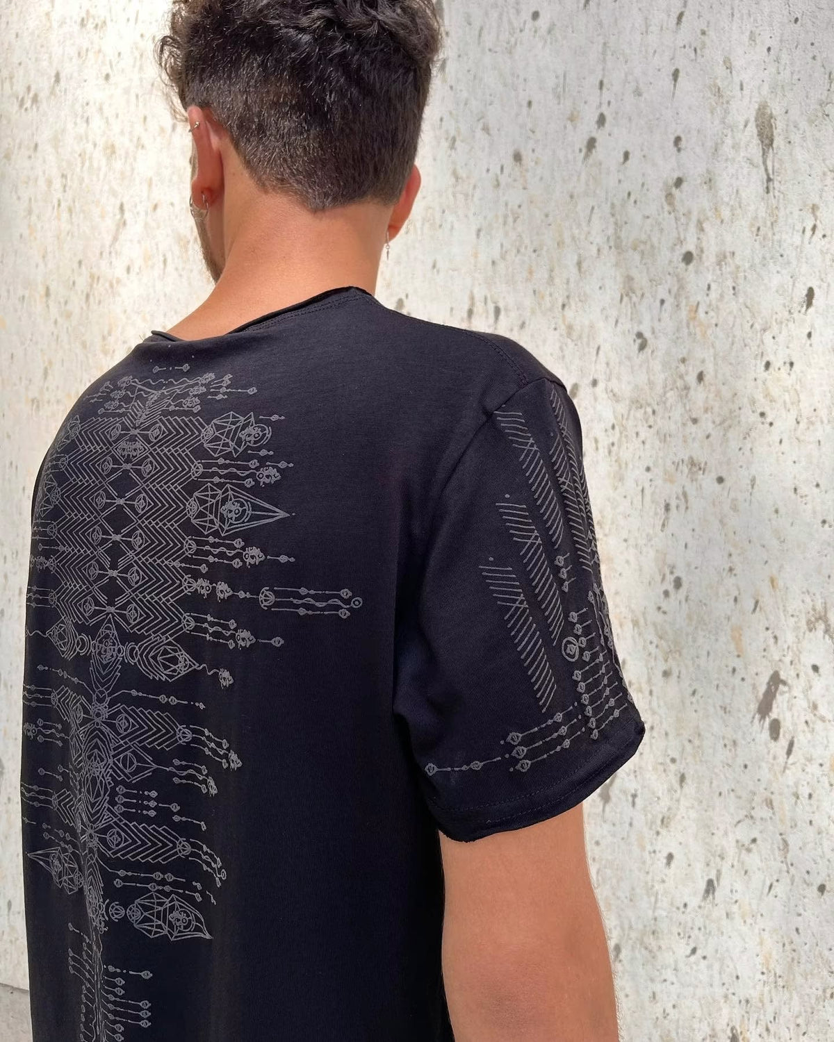 ASTARTA T-Shirt In Black
