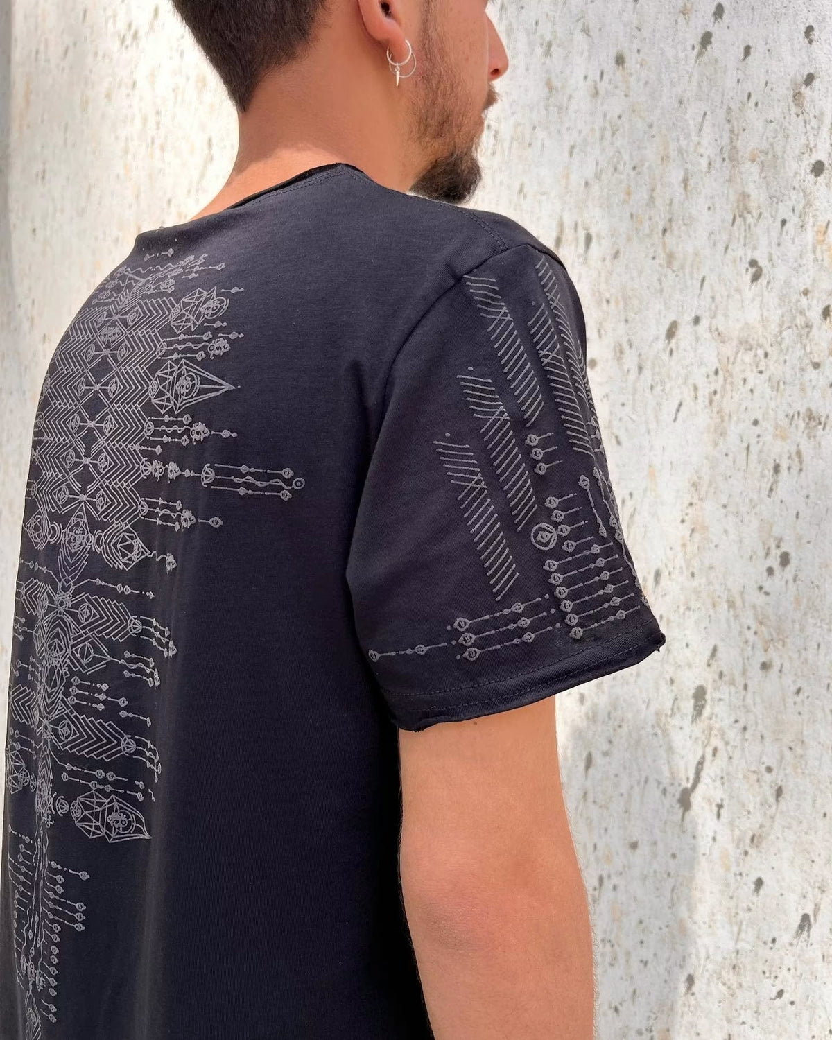 ASTARTA T-Shirt In Black