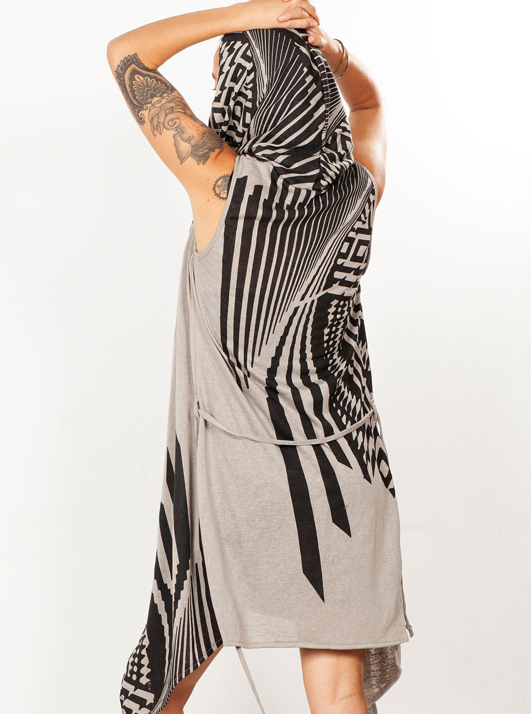 ATAR WO Kimono Vest In Sand Stone