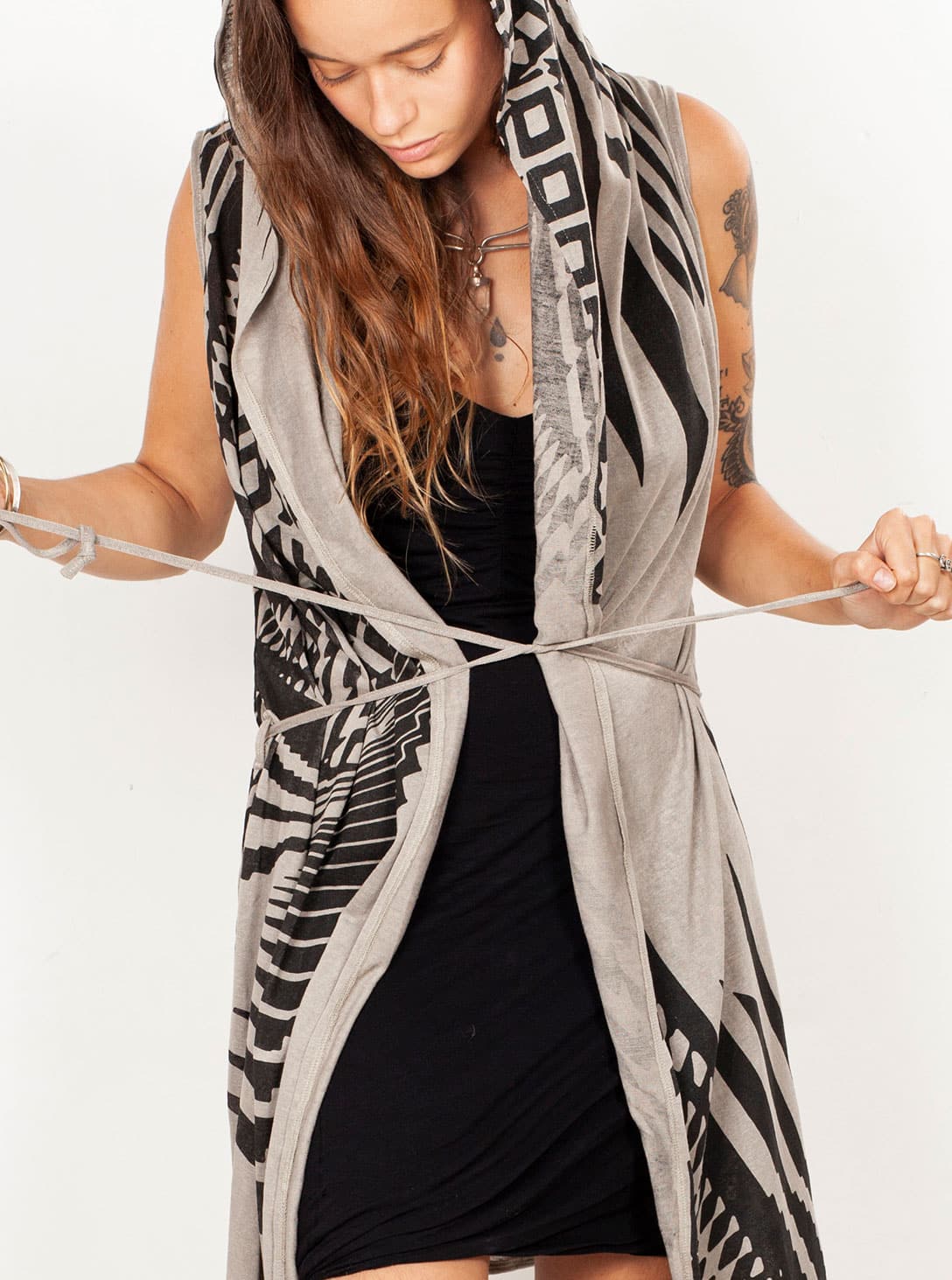 ATAR WO Kimono Vest In Sand Stone